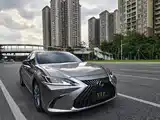 Фото 2 - Lexus ES