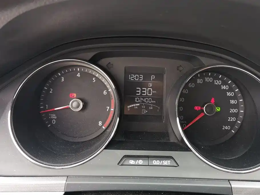 Volkswagen Bora 2018 1.5L Automatic Fashion фото 14