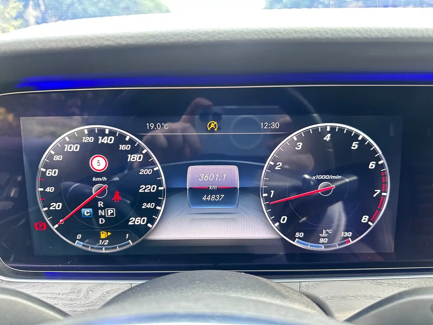 Mercedes-Benz E-Class 2016 E 200 L Sport Type фото 15