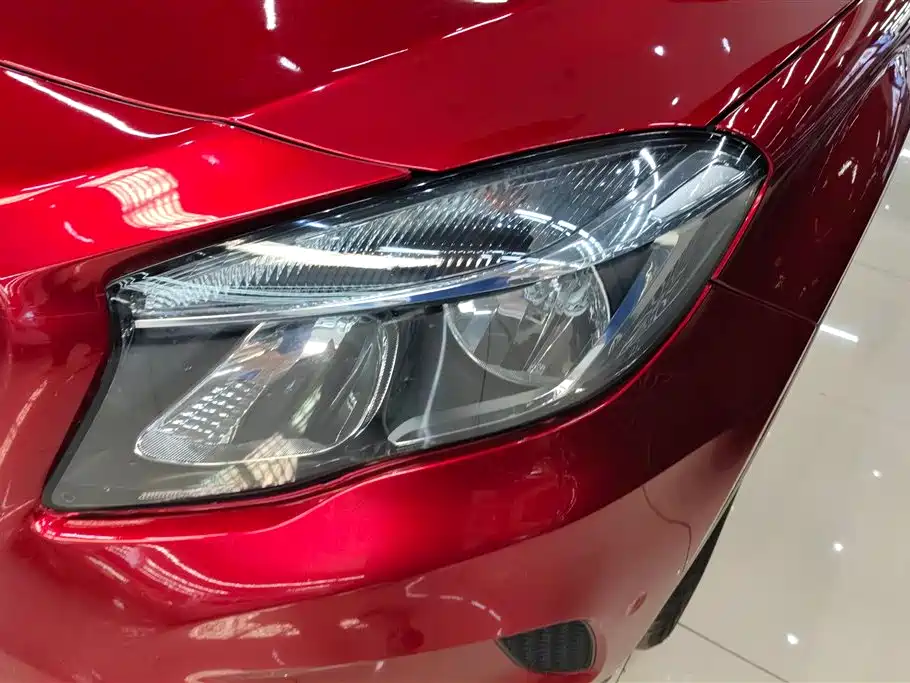 Mercedes-Benz GLA 2016 GLA 200 Dynamic фото 5