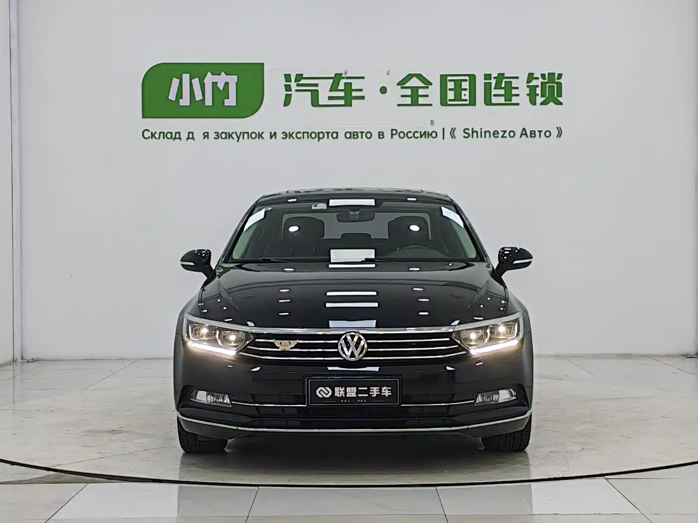 Volkswagen Magotan 2018 330TSI DSG Luxury фото 2