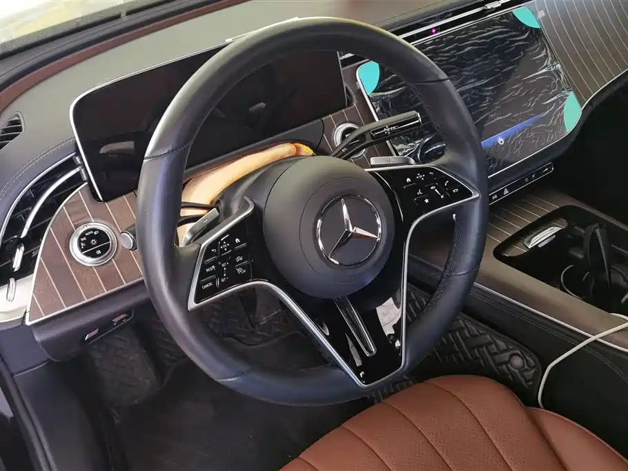 Mercedes-Benz E-Class 2024 E 300 L Fashion фото 15