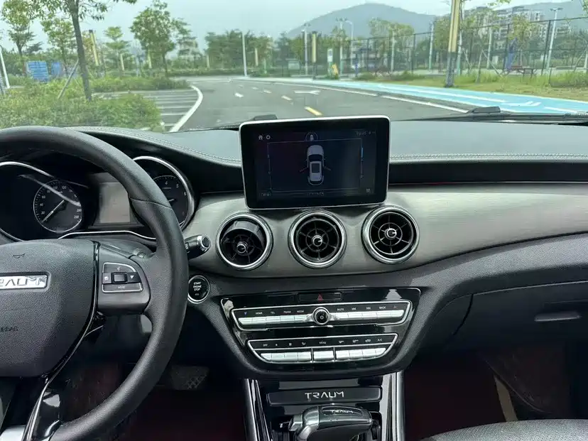 Junma MEET 3 (Meitu 3) 2018 2018 1.5T CVT Comfort Edition