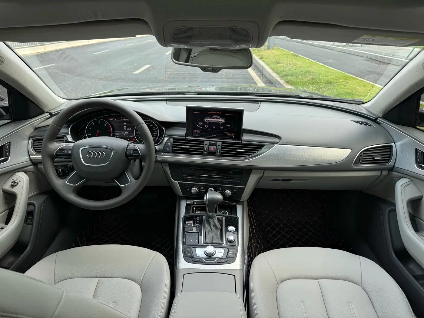 Audi A6L 2012 TFSI Standard фото 8
