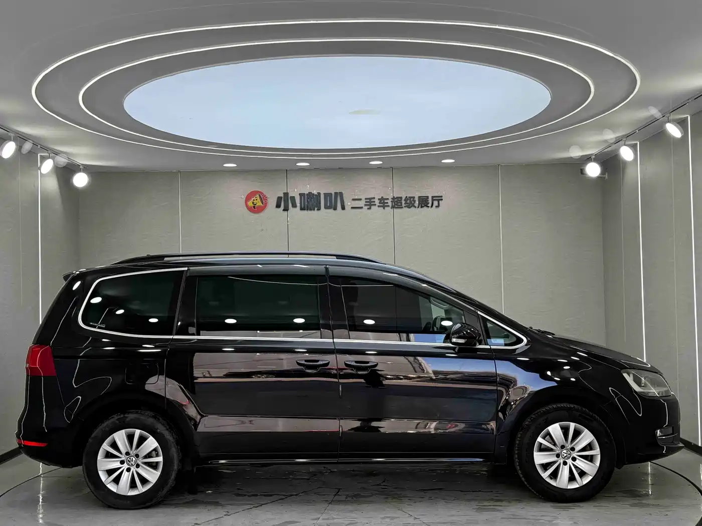 Volkswagen Sharan 2014 2.0TSI Standard фото 4