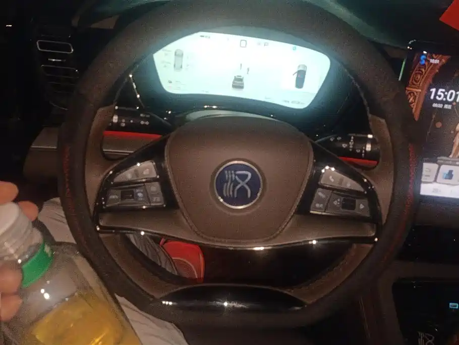 BYD Han 2025 DM-i Smart Driving Edition 125KM Comfort фото 15