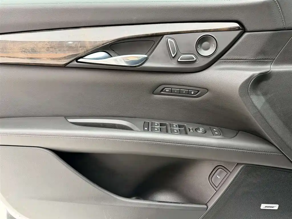 Cadillac CT6 2022 28T Luxury фото 21