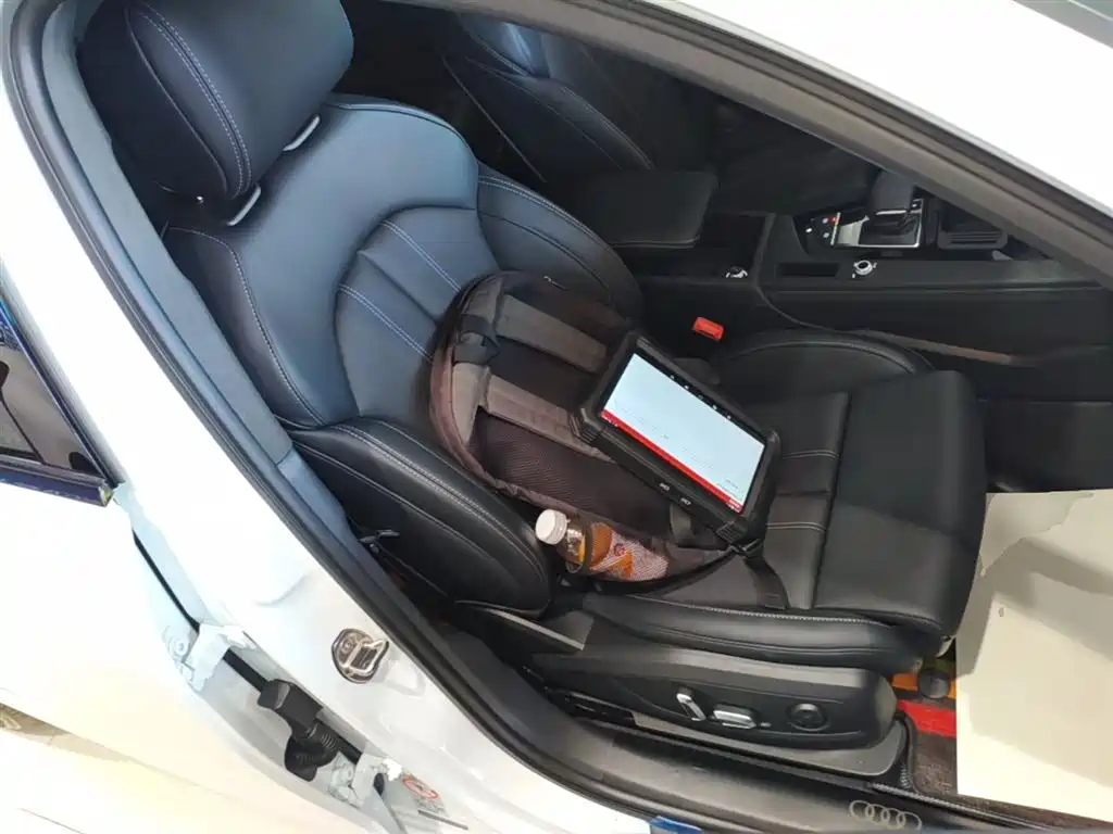Audi A4L 2024 40 TFSI Luxury Dynamic фото 25