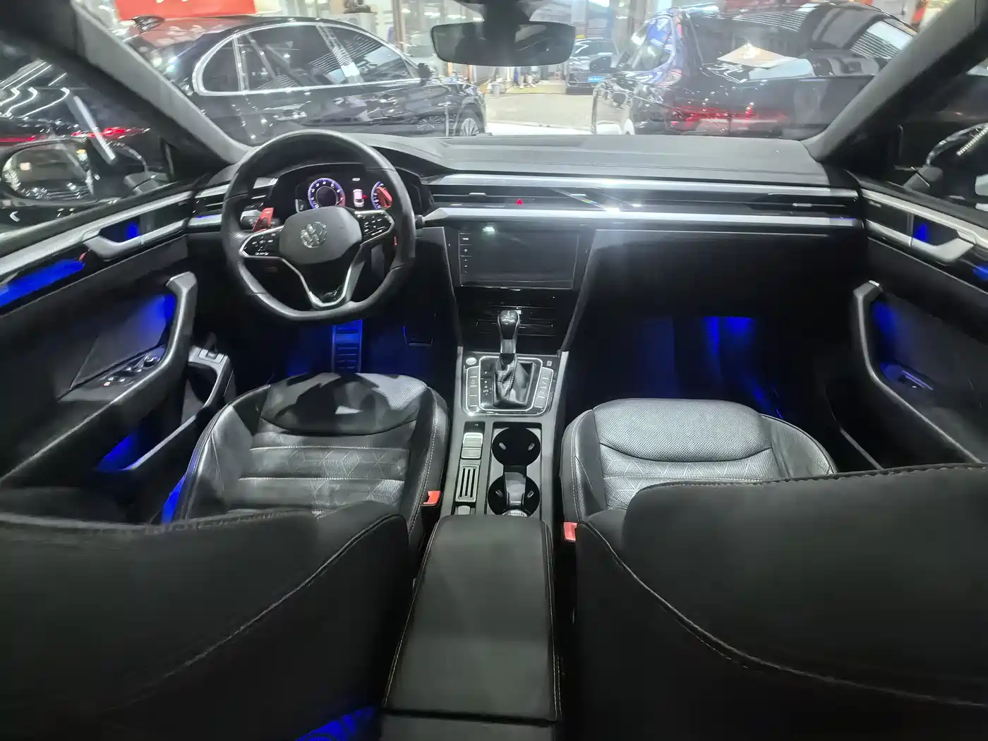 Volkswagen FAW-Volkswagen CC 2019 330TSI Charming Appearance (China V) фото 9