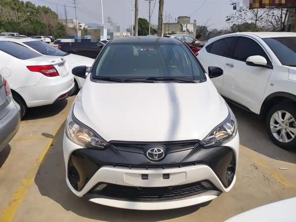 Toyota YARiS L Zhi Xuan 2016 Facelift 1.5E CVT Charming Edition фото 3