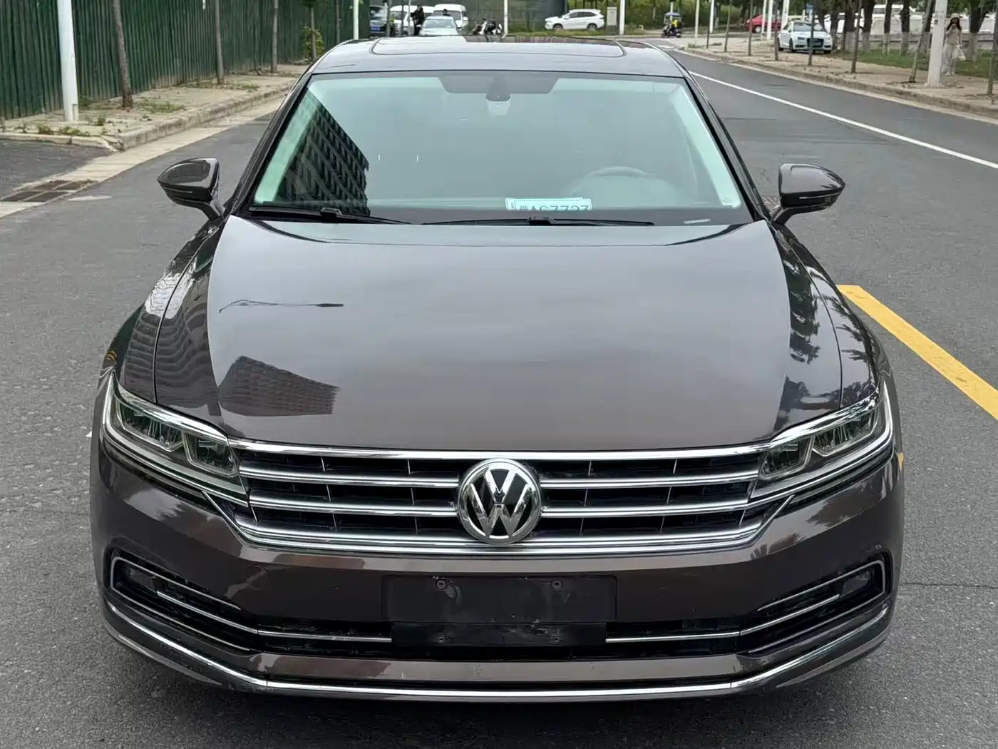 Volkswagen Phideon 2018 Facelift 380TSI FWD Business фото 2