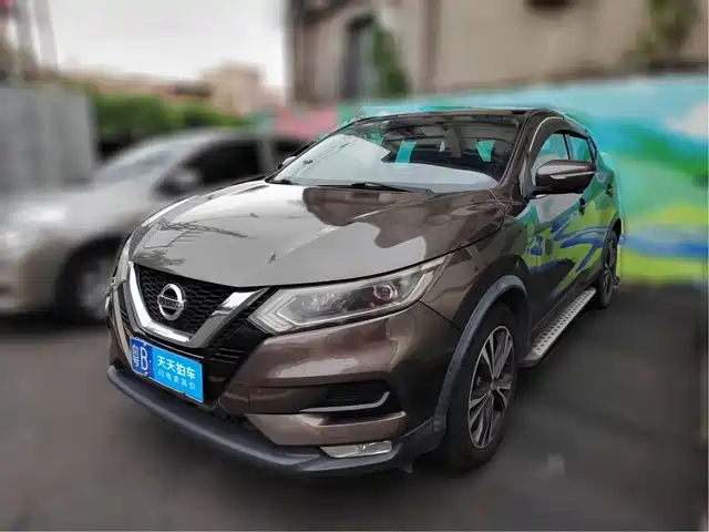 Nissan Qashqai 2019 2.0L CVT Luxury Edition — фото 1