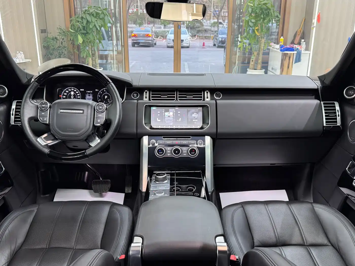 Land Rover Range Rover 2017 3.0 SC V6 Vogue фото 18