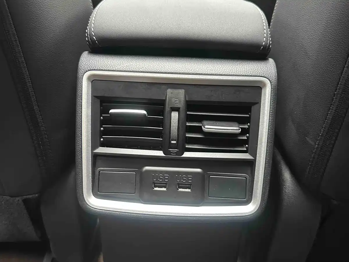 Subaru Forester 2021 2.0i Luxury Edition фото 16