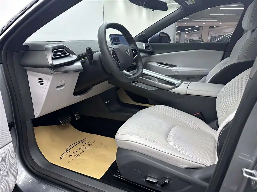 ARCFOX EXTREME FOX POLAR FOX ALPHA S5