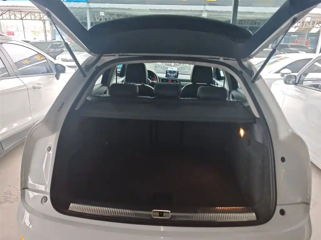 Audi Q3 2015 35 TFSI quattro Technology фото 19