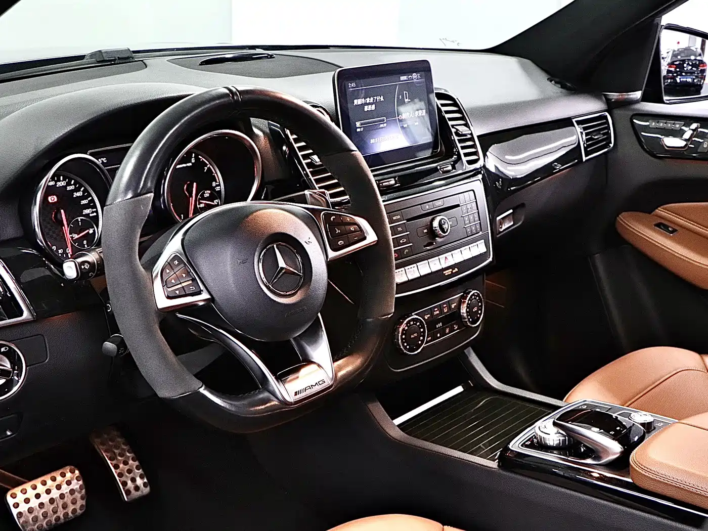 Mercedes-Benz GLE AMG 2017 AMG GLE 43 4MATIC фото 11