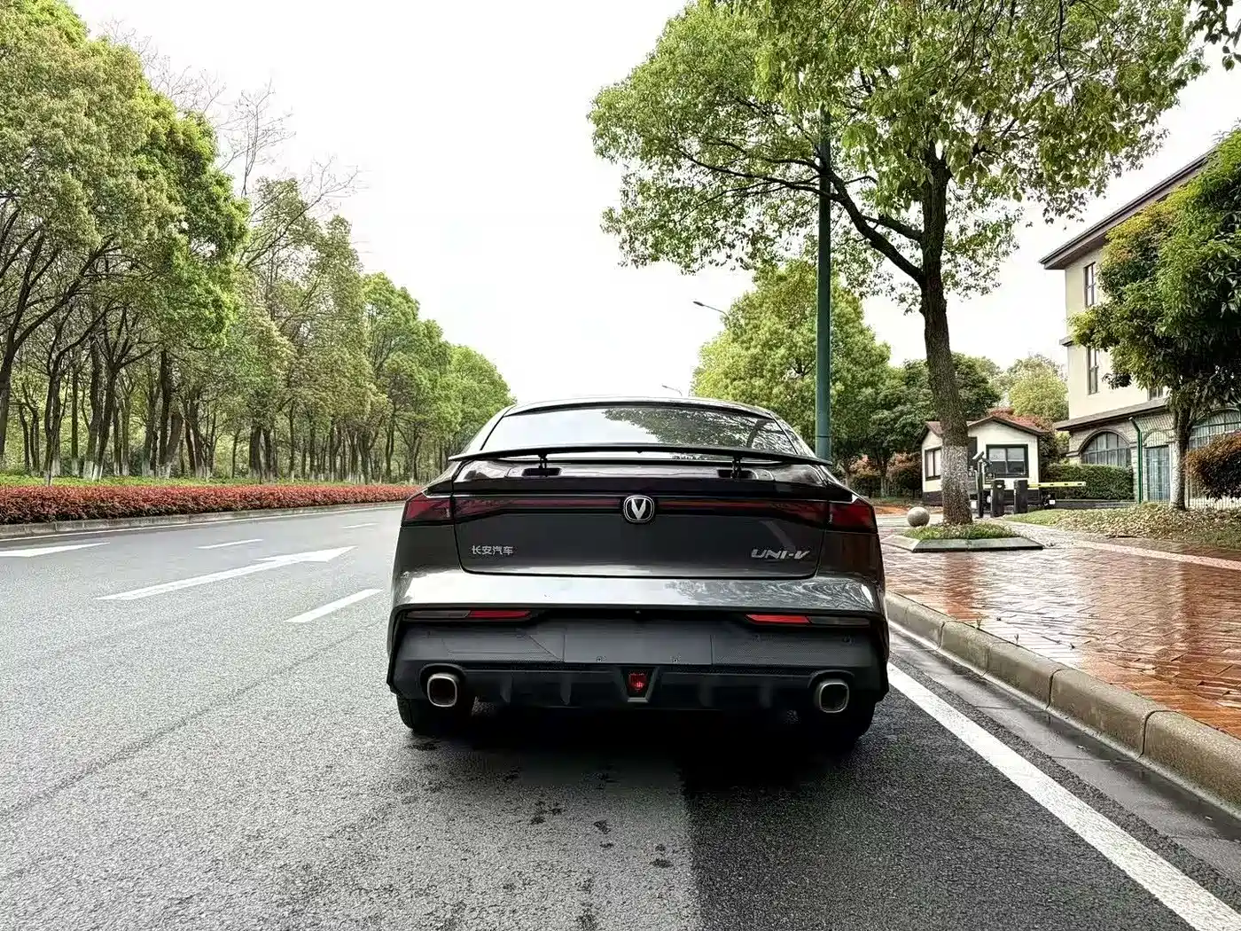 CHANGAN UNI-V