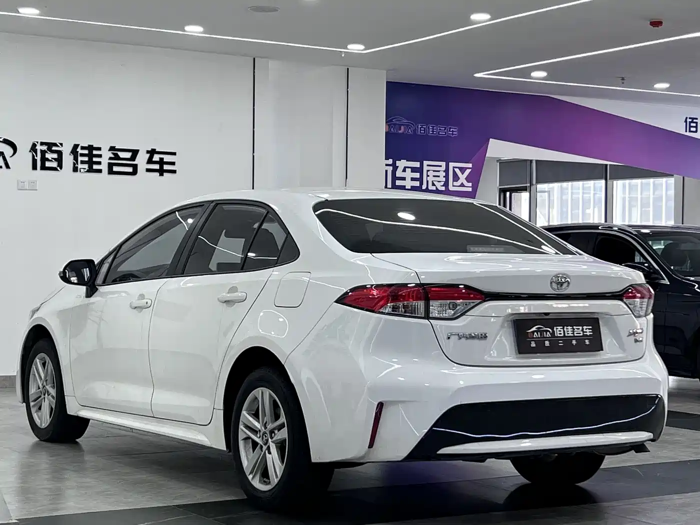 Toyota Levin 2021 185T CVT Luxury Edition фото 7
