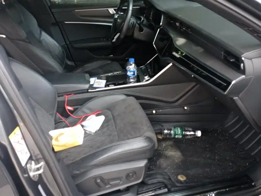 Audi A6L 2020 55 TFSI quattro Exclusive Dynamic фото 8