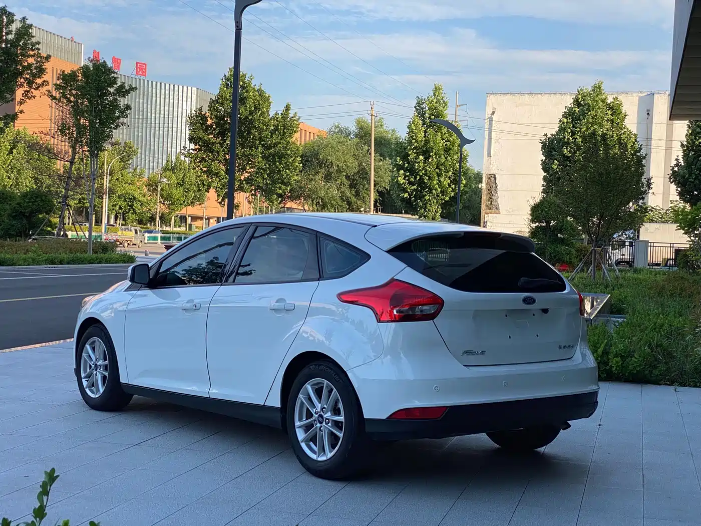 Фото 7 - Ford Focus