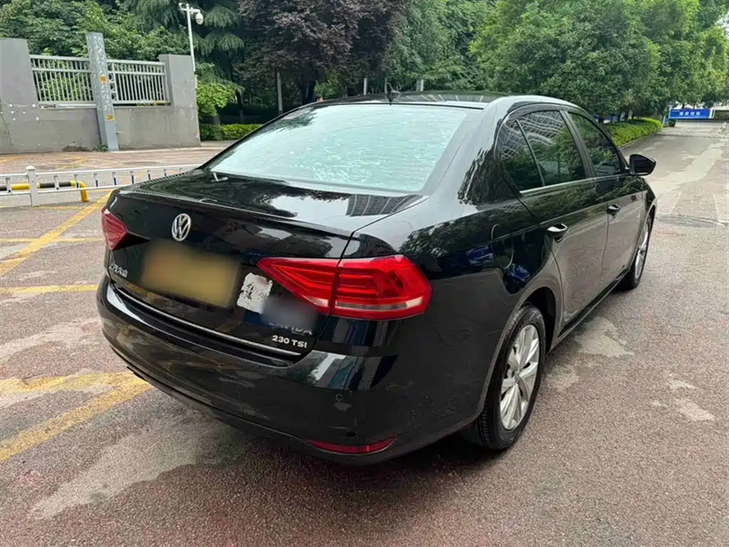 Volkswagen Lavida 2017 230TSI DSG Comfort Edition фото 13