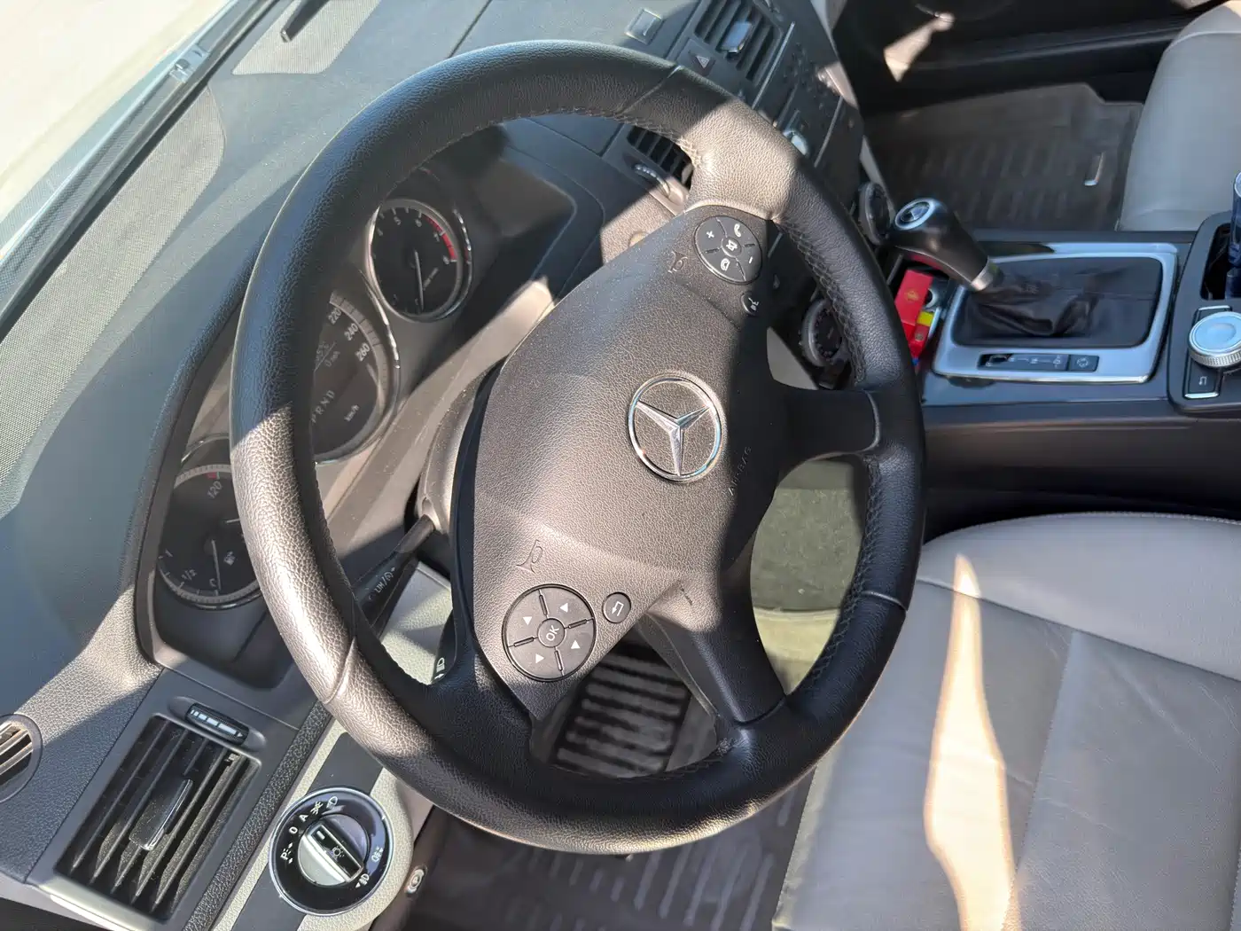 Mercedes-Benz C-Class 2010 2010 C 200K Fashion