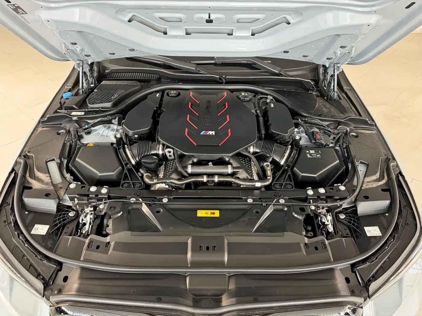 BMW M5 New Energy 2025 M5 фото 29