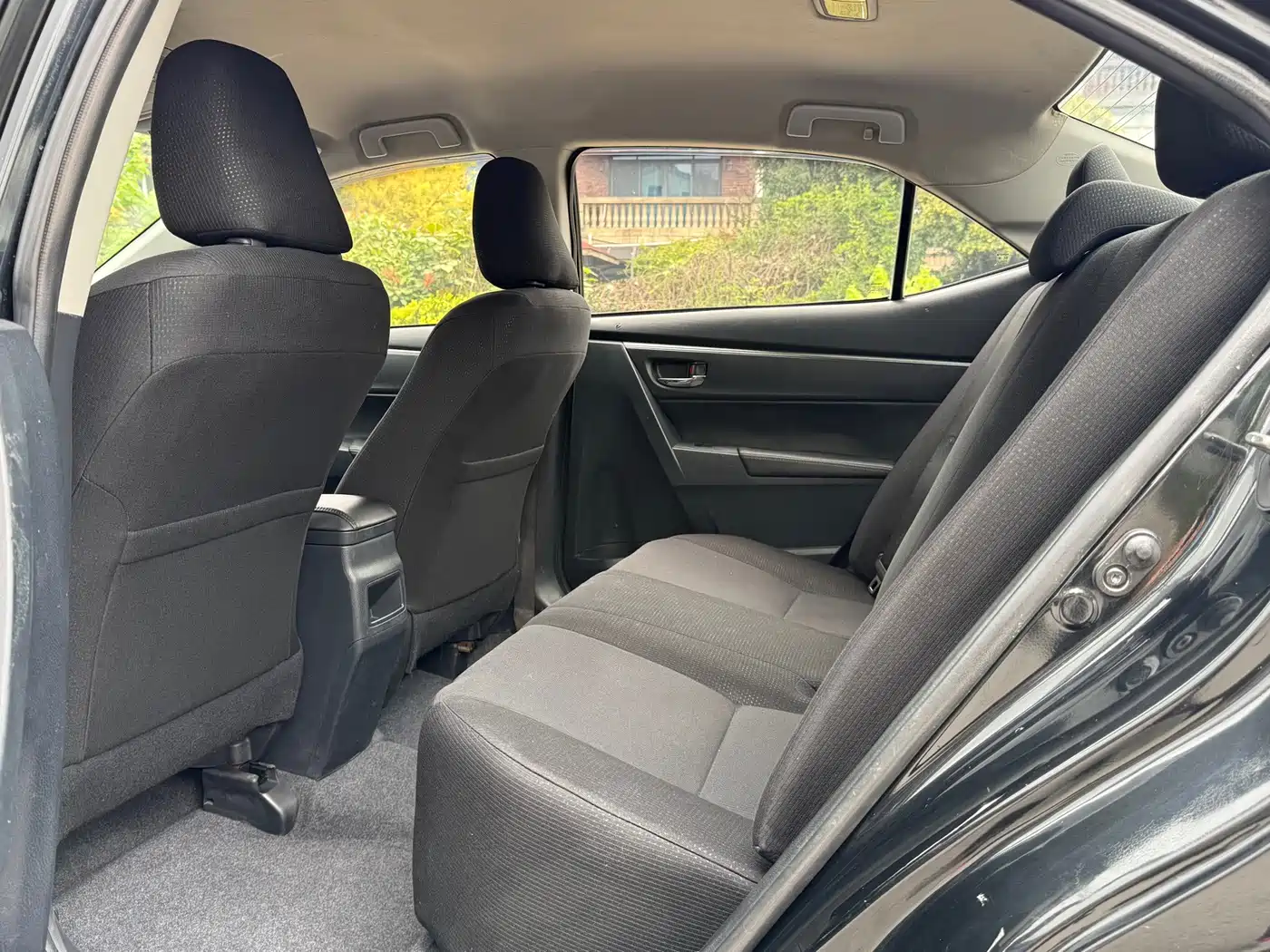 Фото 7 - Toyota Corolla
