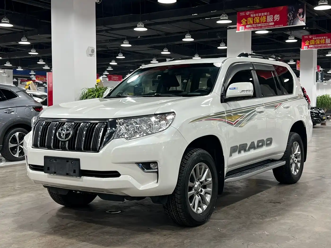 TOYOTA PRADO