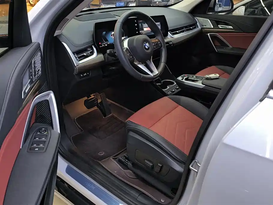 BMW X1 2023 xDrive25Li X Design Package фото 9