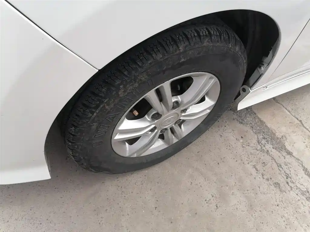 SAIC Maxus Maxus G10 2018 PLUS 2.4L Manual Elite Edition фото 23