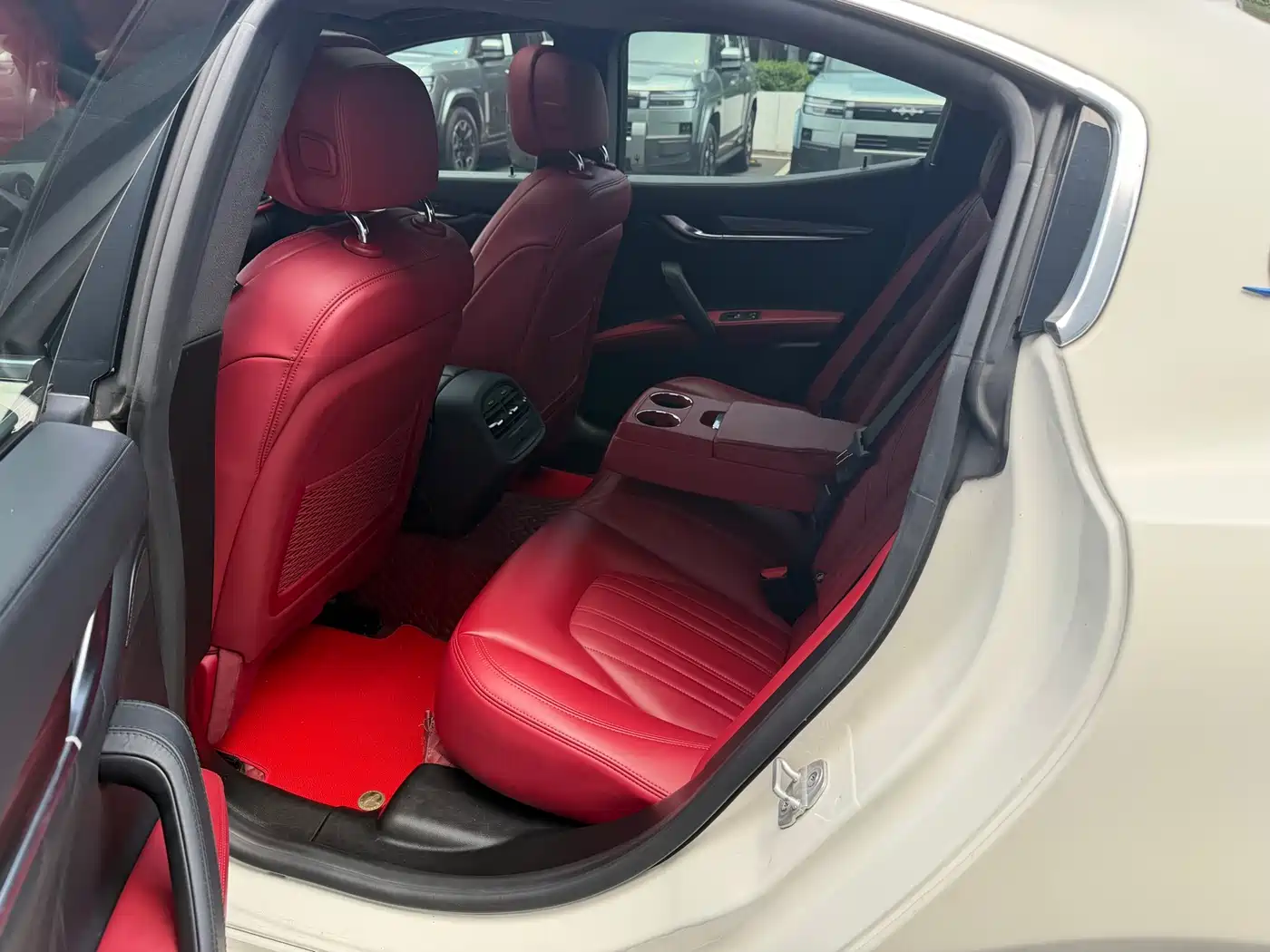 Maserati Ghibli 2021 2.0T Edge Edition фото 16