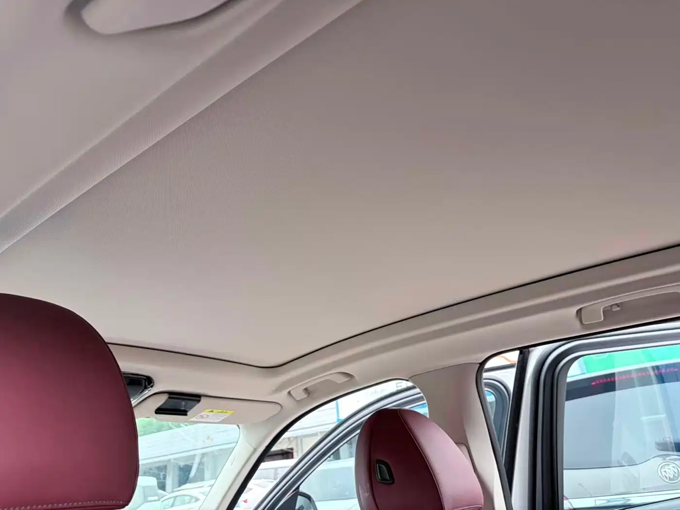 BMW iX3 2024 Leading Edition фото 9
