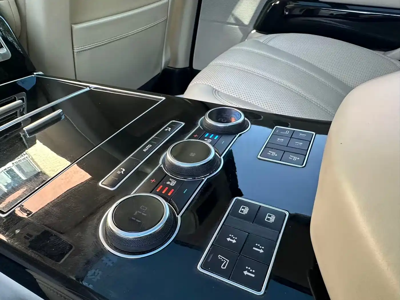 Land Rover Range Rover 2014 3.0 TDV6 Vogue фото 20