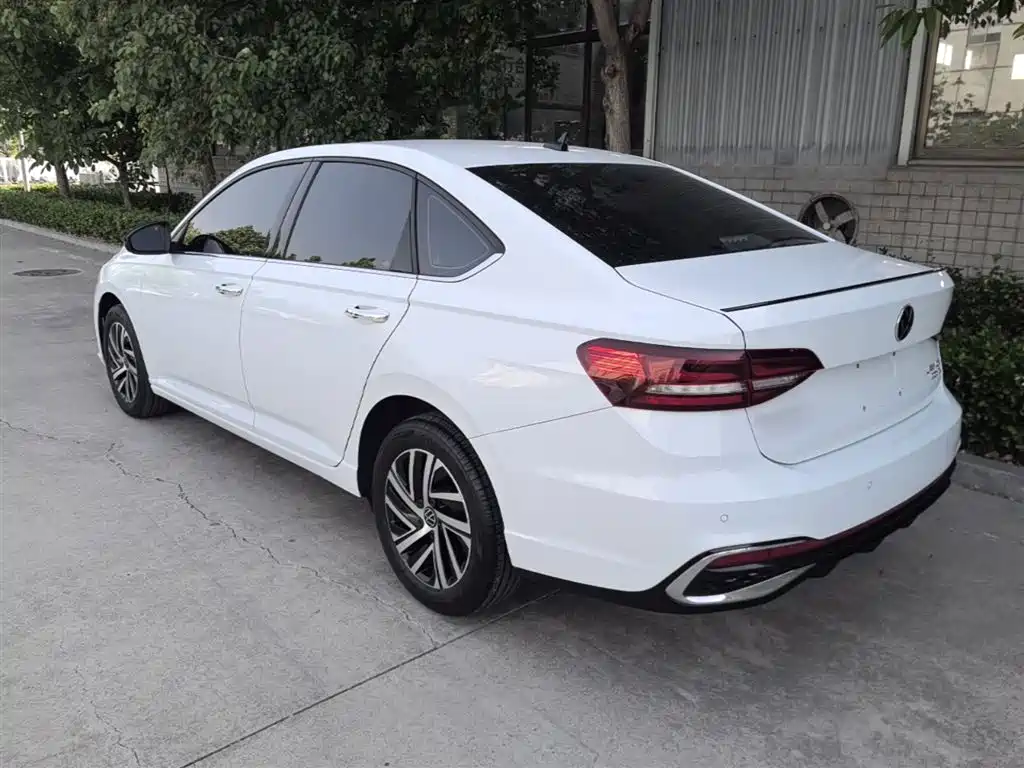 Volkswagen Lavida 2024 Model 300TSI DSG Starlight Leading Edition фото 5