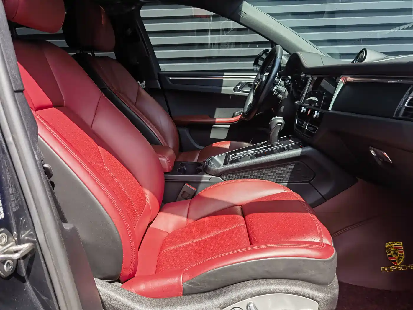 Porsche Macan 2022 Macan 2.0T фото 7
