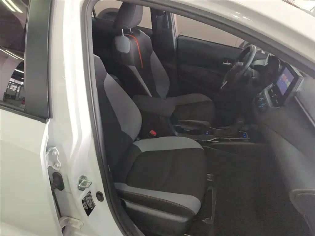 Toyota Corolla 2022 1.2T S-CVT Pioneer PLUS Edition фото 25