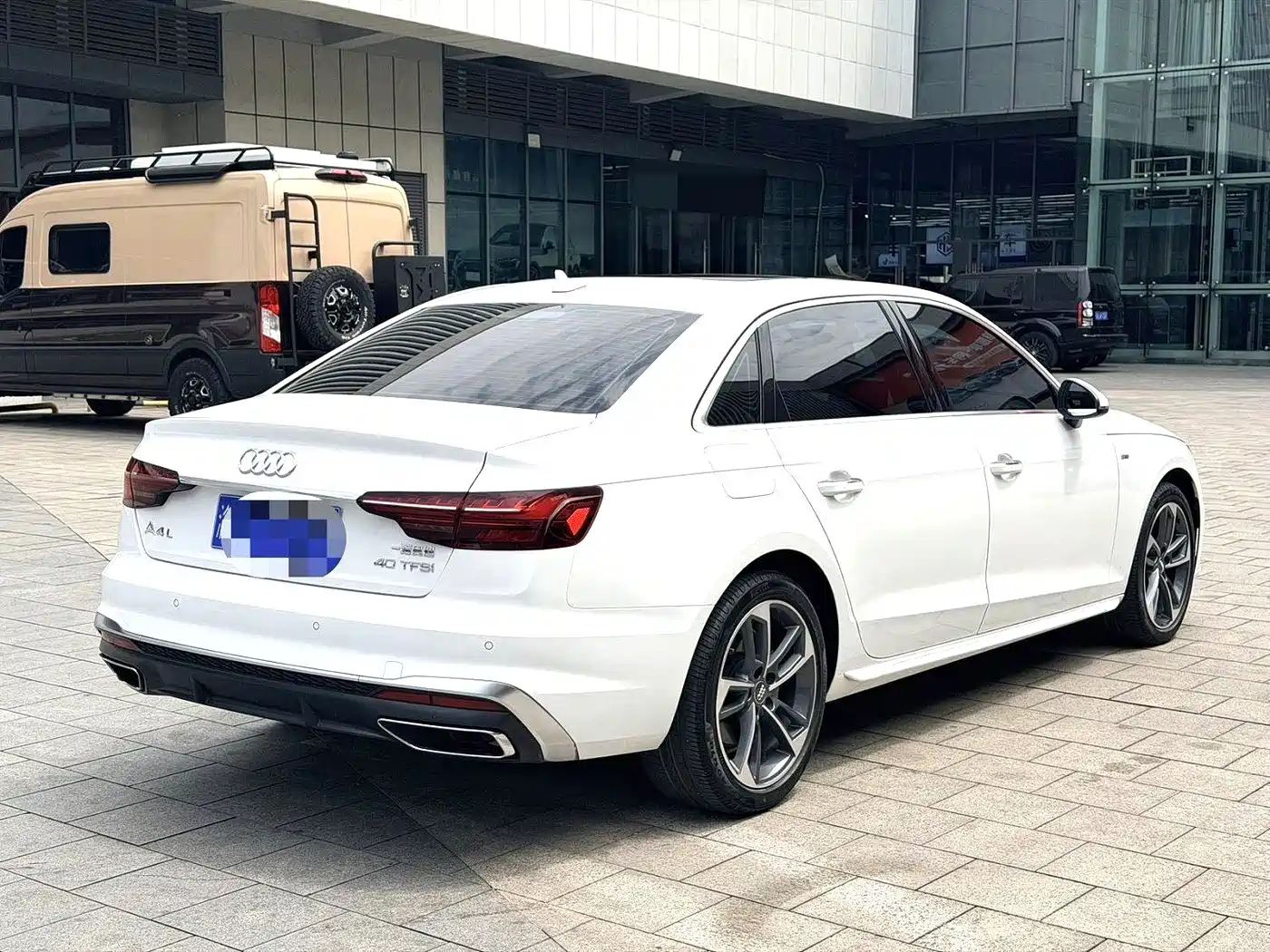 Audi A4L 2020 40 TFSI Fashion Dynamic Edition фото 16
