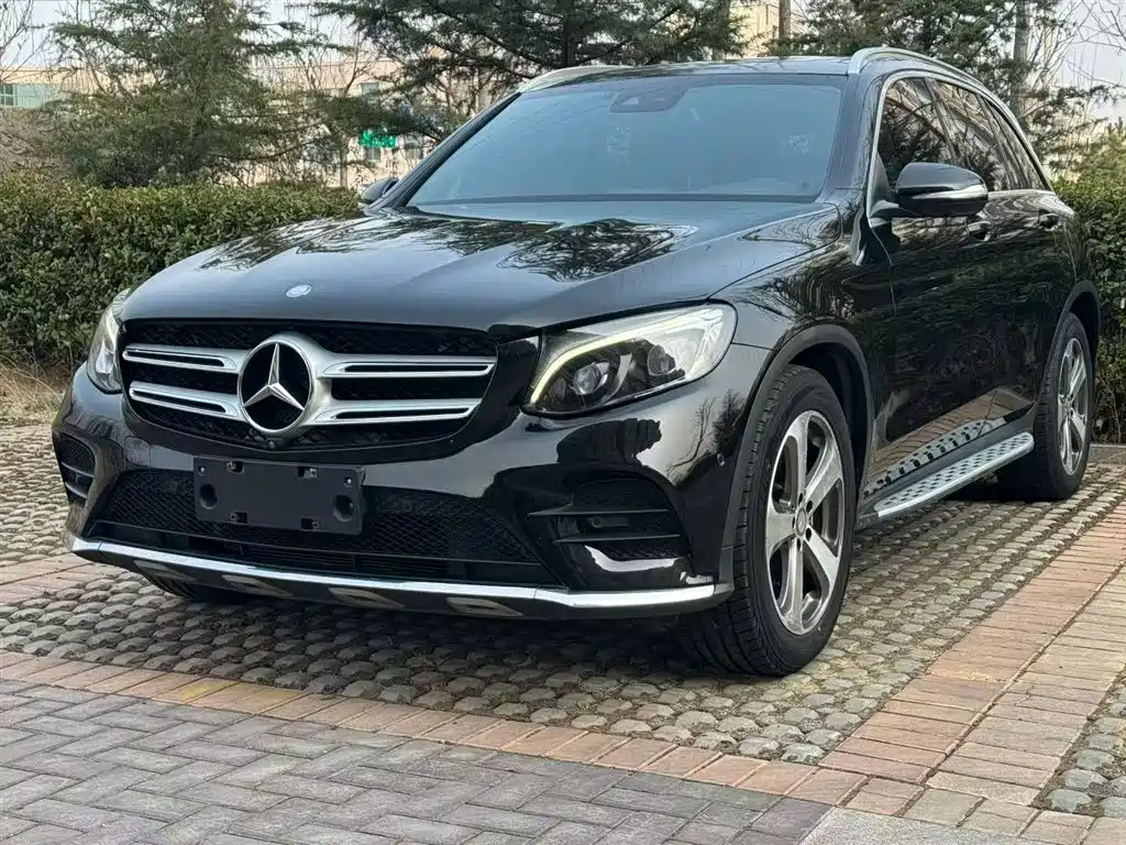 Mercedes-Benz GLC 2017 GLC 300 4MATIC Dynamic фото 2