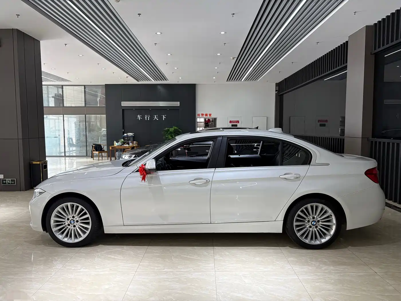 BMW 3 Series 2018 320Li Fashion Style фото 6