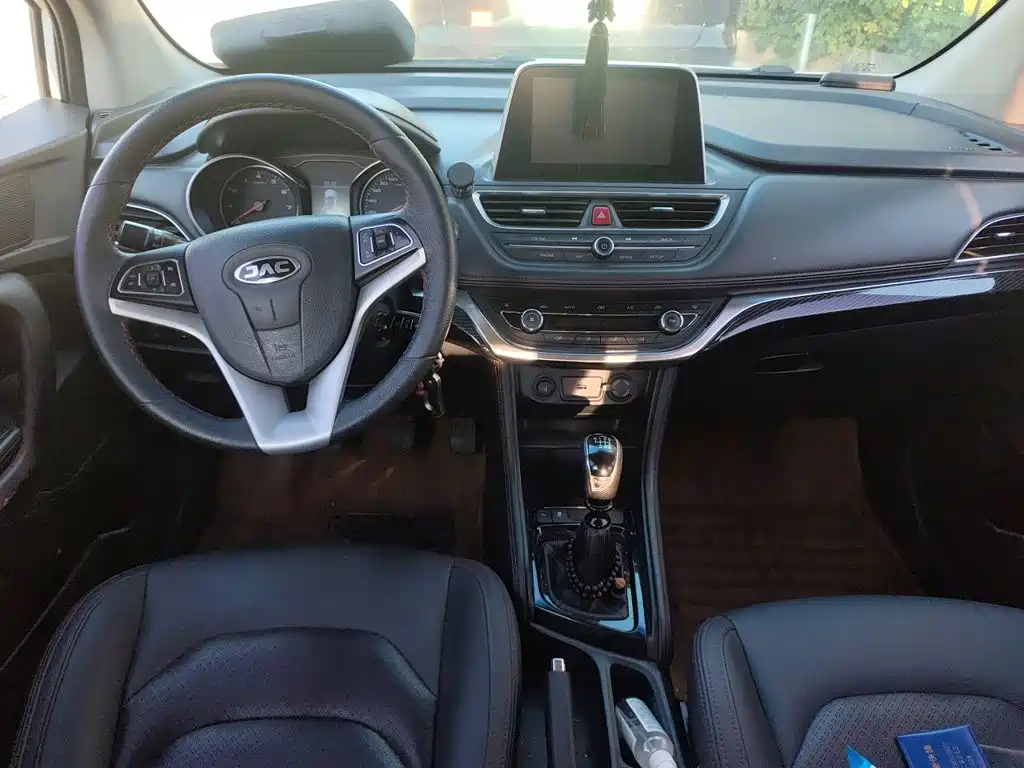 JAC Refine S3 2017 2017 1.5L Manual Luxury Smart