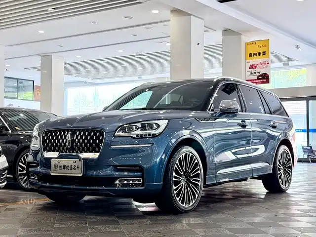 Lincoln Aviator 3.0T V6, полный привод, Президент