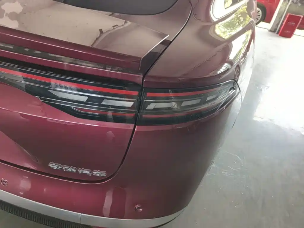 Chery Fengyun Fengyun A9L 2025 2025 Model 4WD High-performance Summit Edition