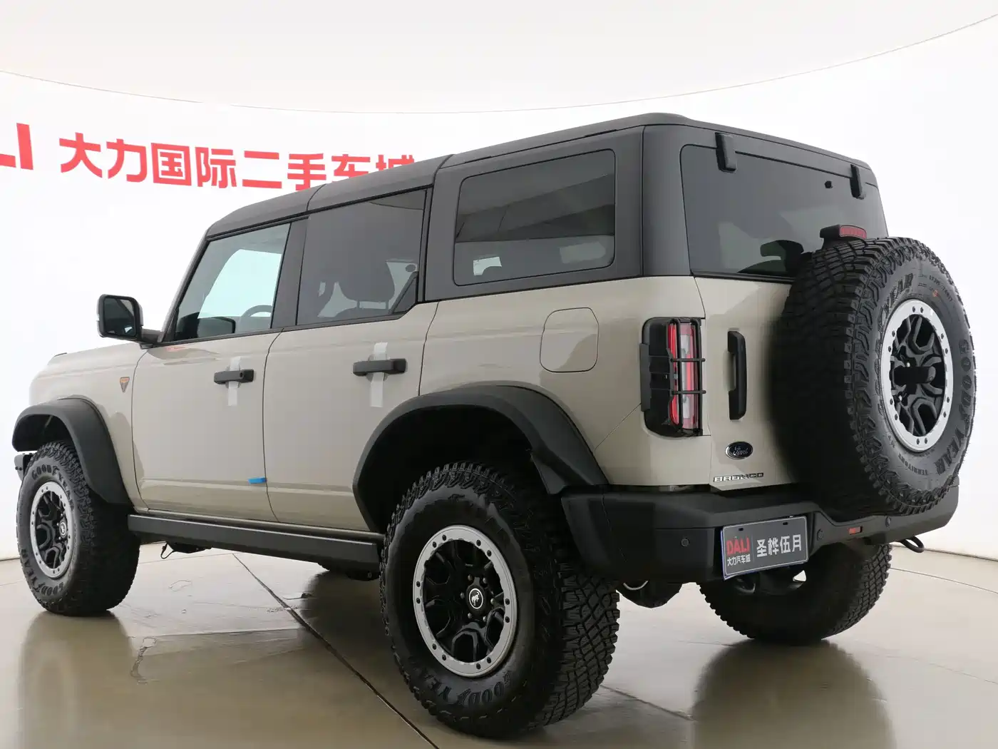 Ford Bronco 2025 2024 2.3T Badlands