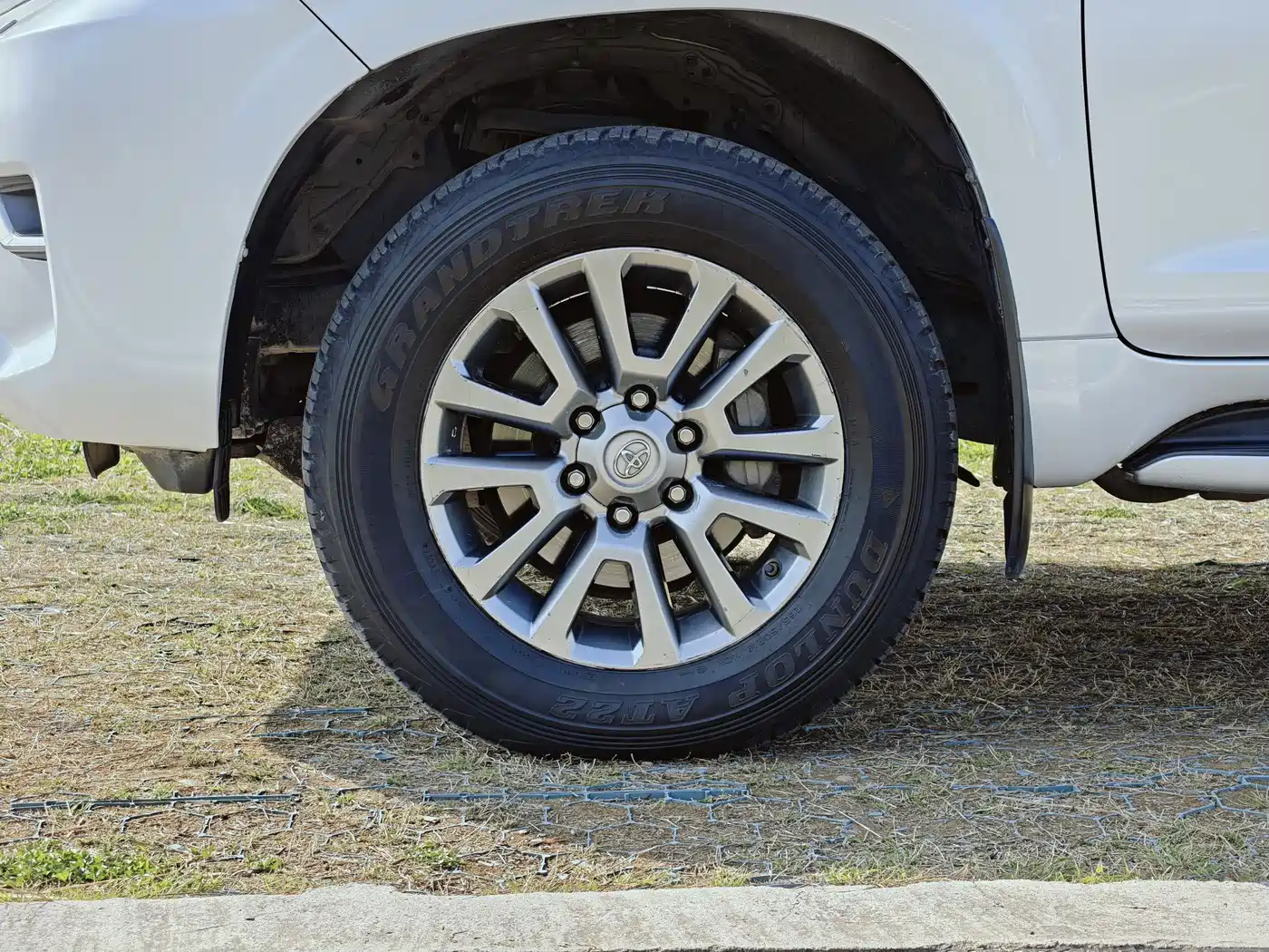 Toyota Prado 2018 3.5L Auto TX-L фото 7
