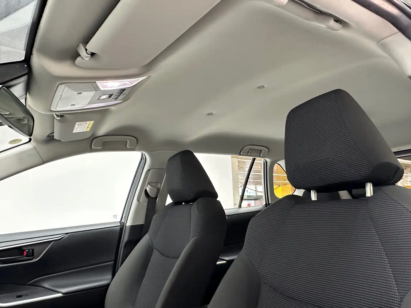 Toyota RAV4 Rongfang 2022 2.0L CVT 2WD Urban Edition фото 19