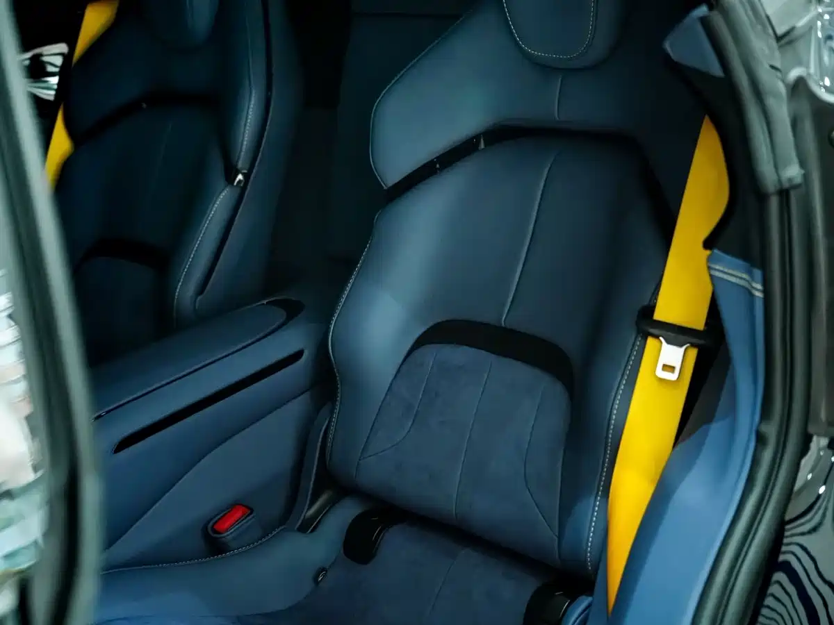 Ferrari Purosangue 2024 2023 6.5L V12