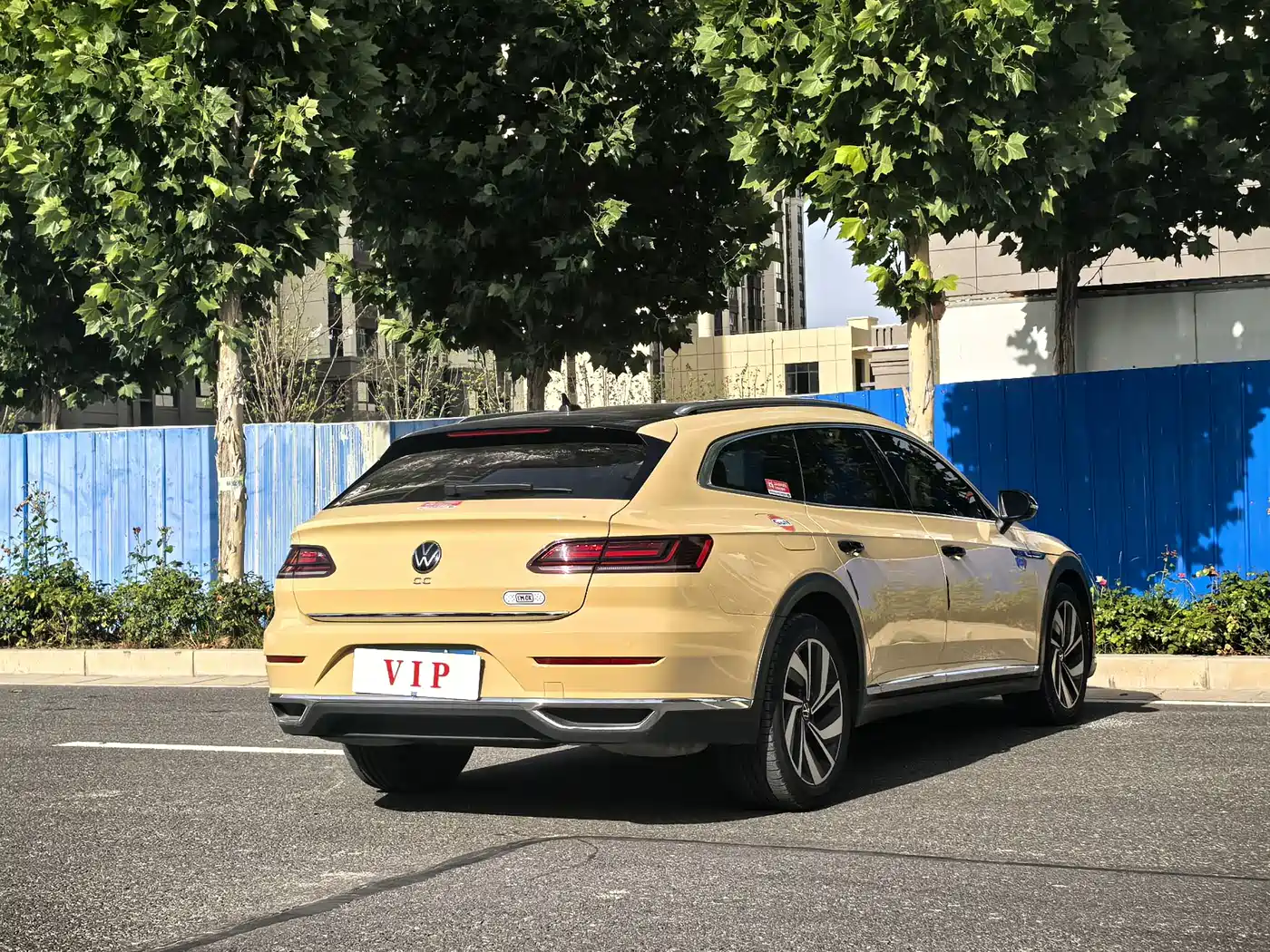 Volkswagen FAW-Volkswagen CC 2023 Shooting Brake 330TSI Hunting Edition фото 6