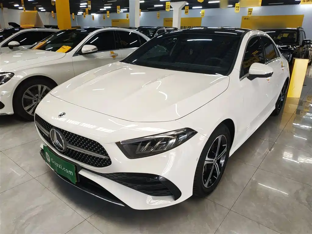 Mercedes-Benz A-Class 2023 A 200 L Fashion